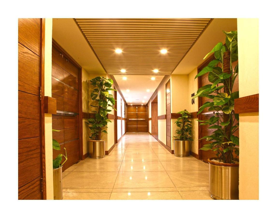 Regent Plaza Hotel & Convention Center Karachi Eksteriør billede